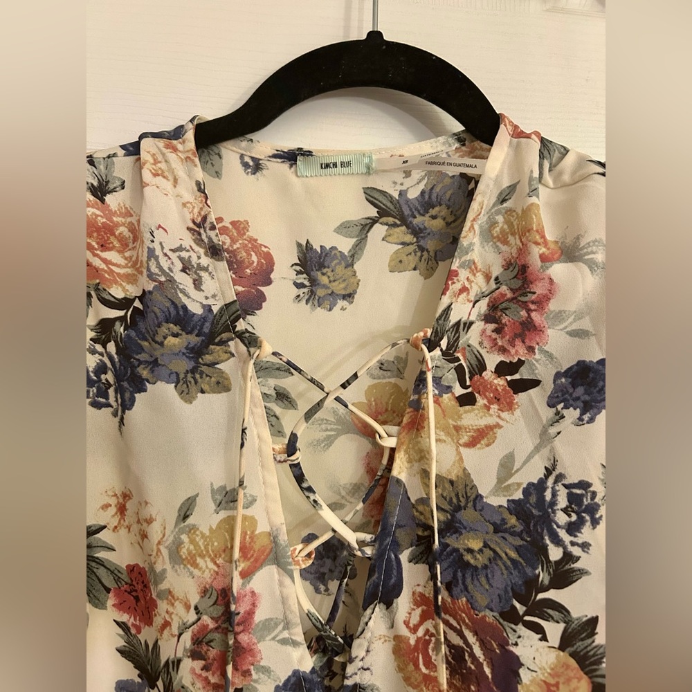 Pretty blouse - Picture 3 of 5